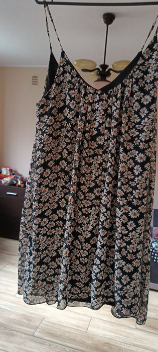 Sukienka letnia na ramiączkach z podszewką