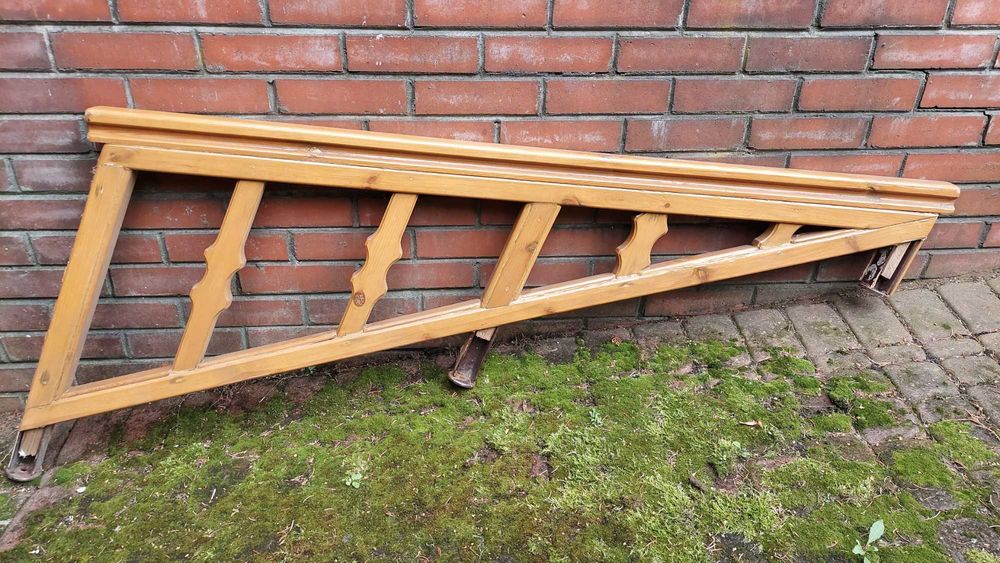 Barierki balustrady metalowo - drewniane