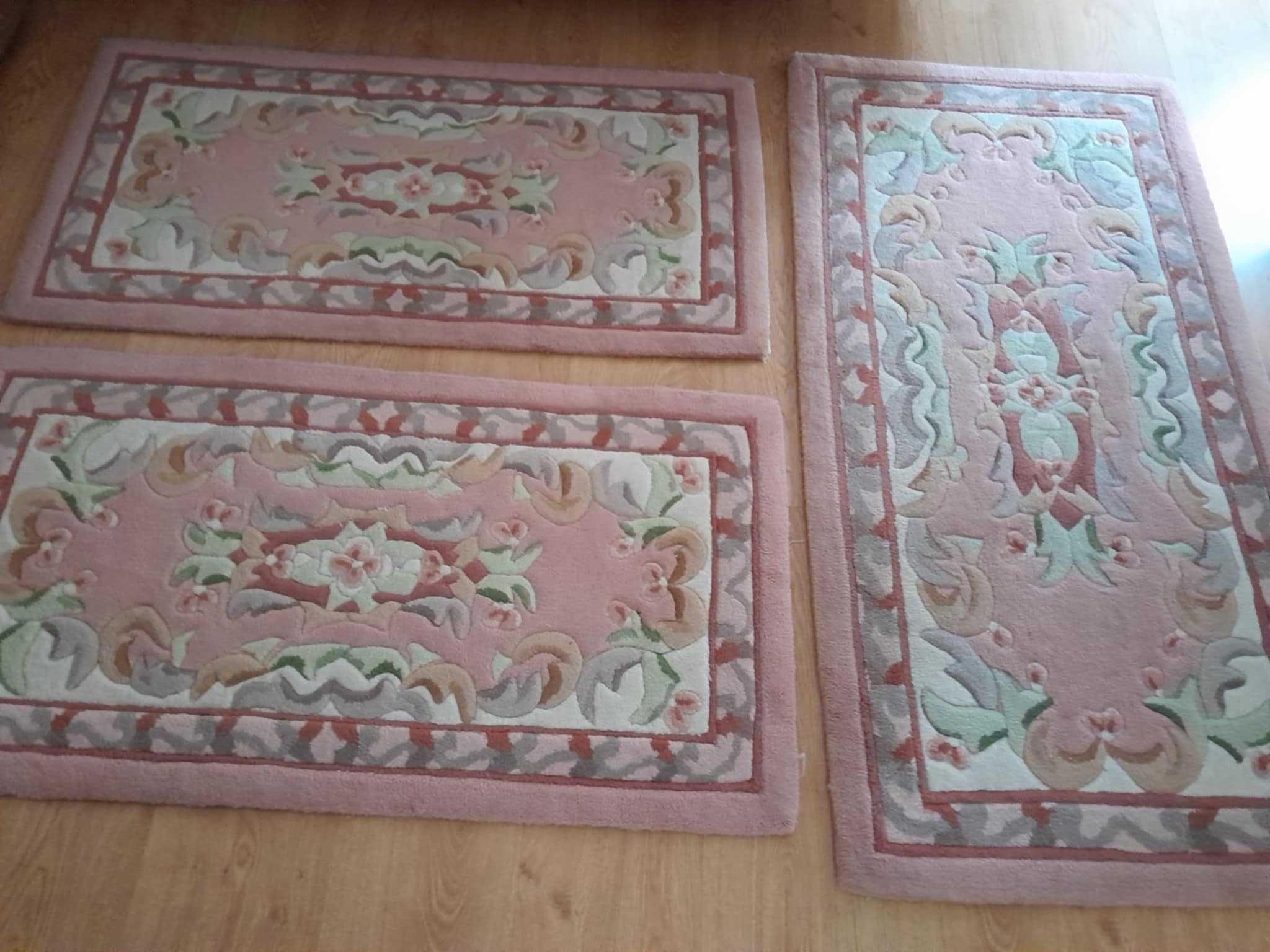 Conjunto de 3 tapetes coloridos