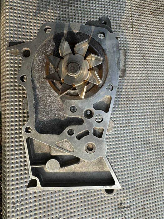 Водяний насос (помпа) GK 986842S Меган 2 К4М