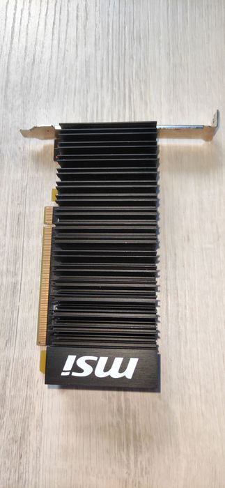 Видеокарта Msi GT 1030 2gb