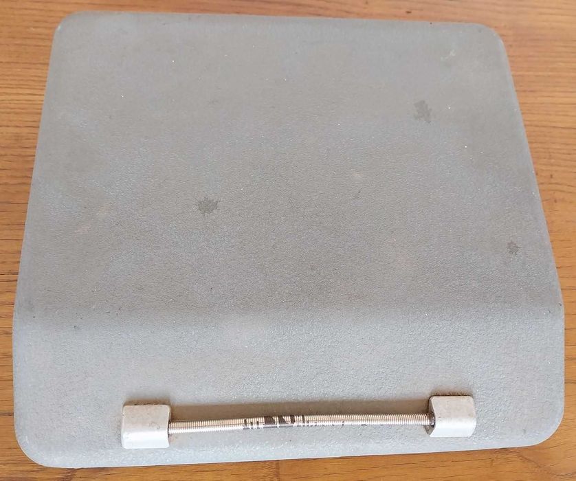 Máquina de Escrever Gossen Tippa – 1ª Geração – MK1