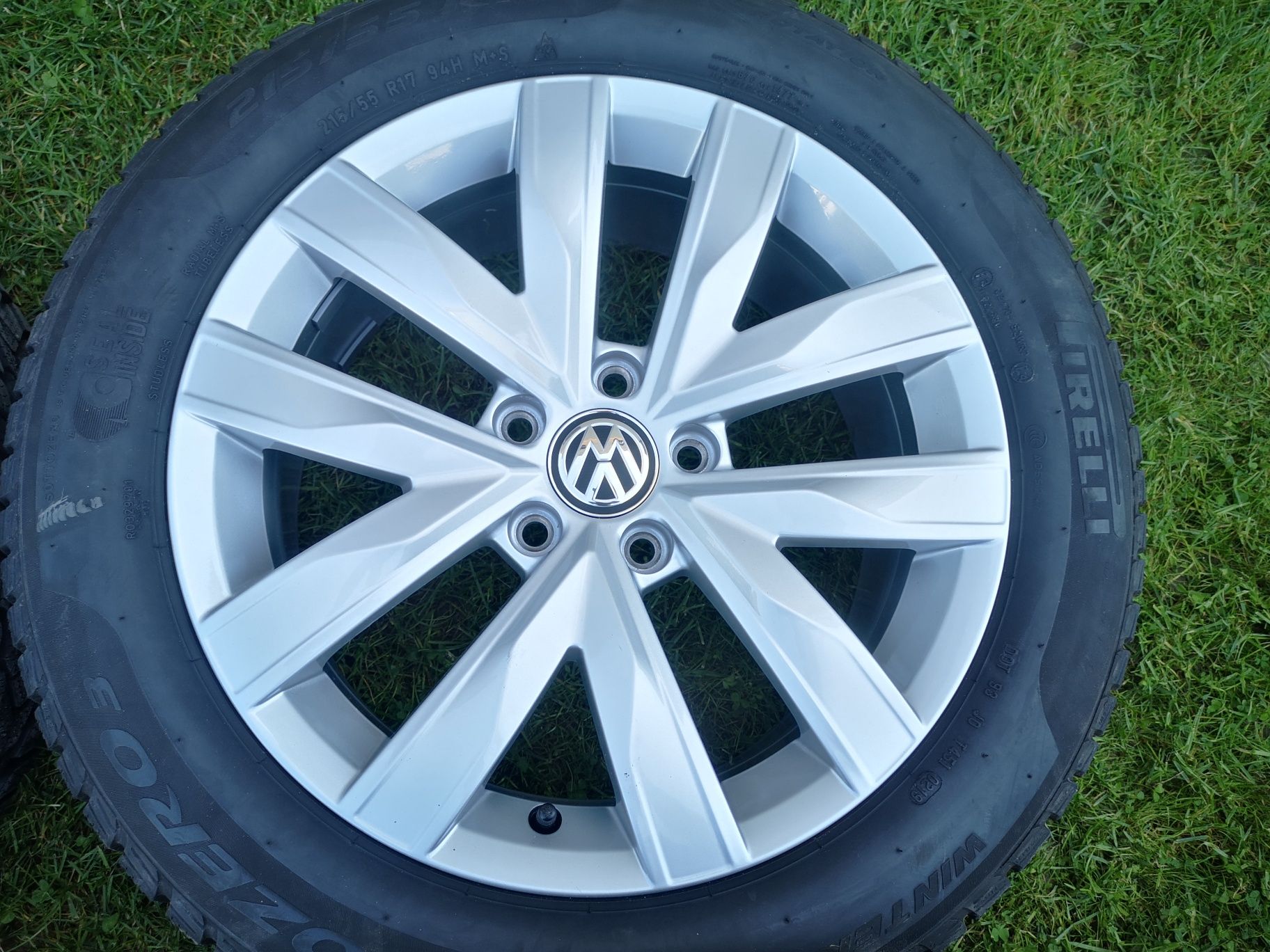 Vw arteon 3g8 215.55r17 koła zimowe