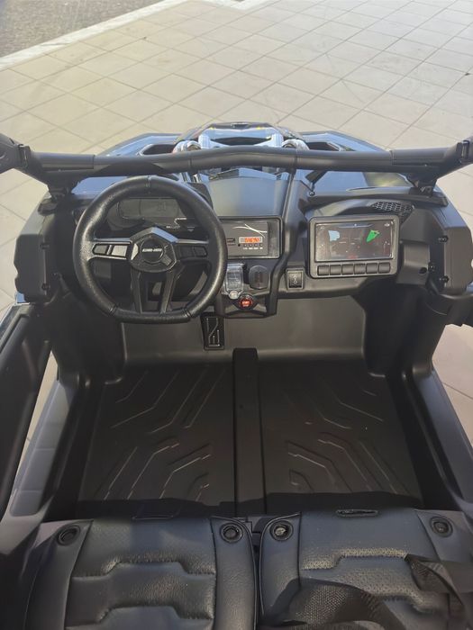 Buggy elétrico para crianças CAN AM