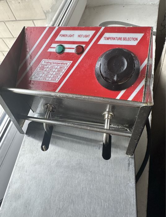 Фритюрниця GoodFood EF12A2