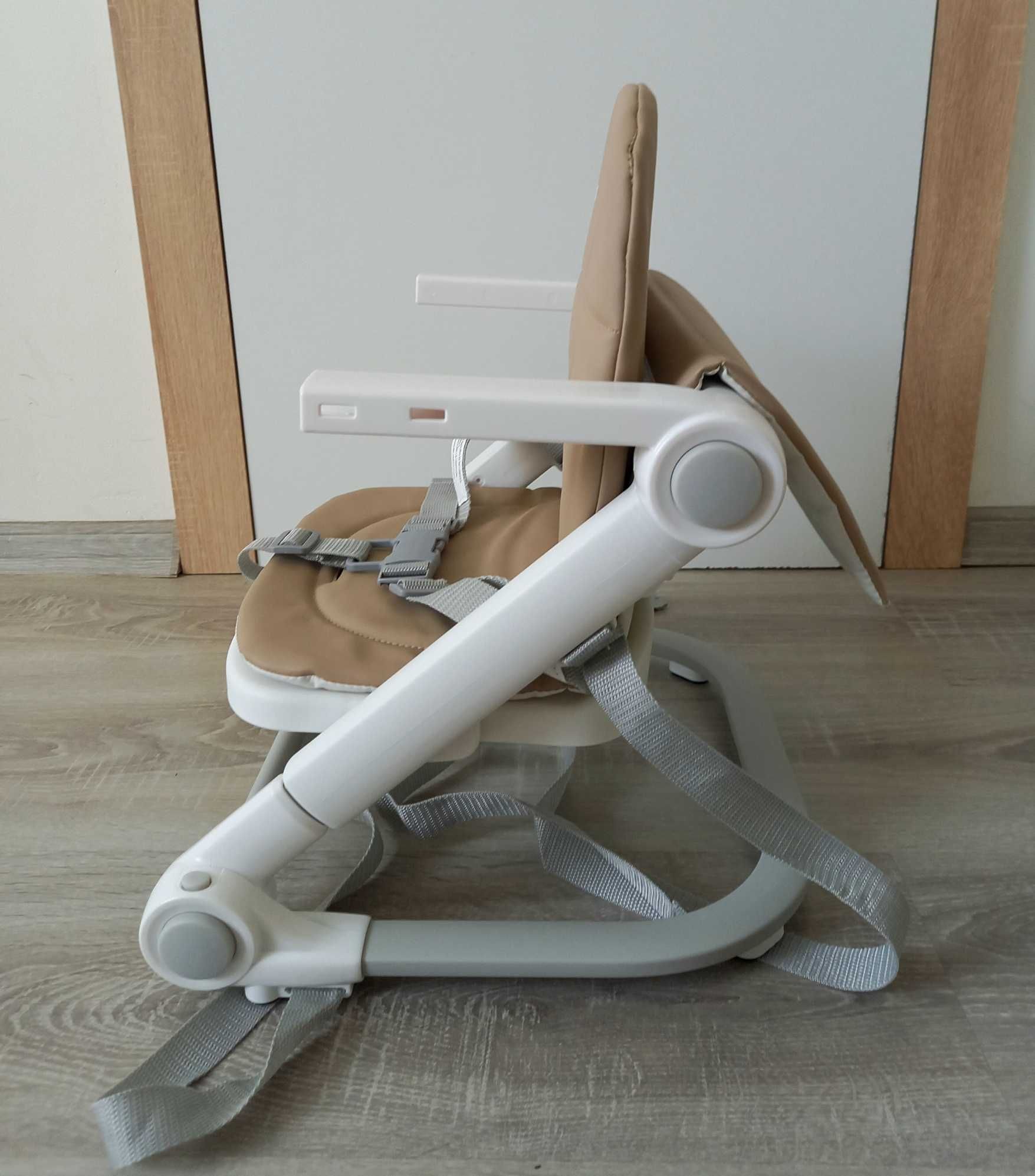Krzesełko do karmienia Foppapedretti Lift podróżne + pokrowiec Sand
