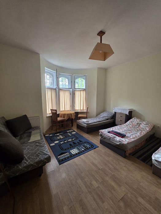 Duże pokoje dla pracowników