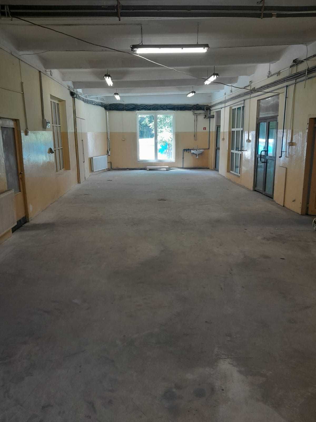 wynajmę hale o 90 m2 w Elblągu przy ul. Klonowej 4 za 2000zł/m-c.