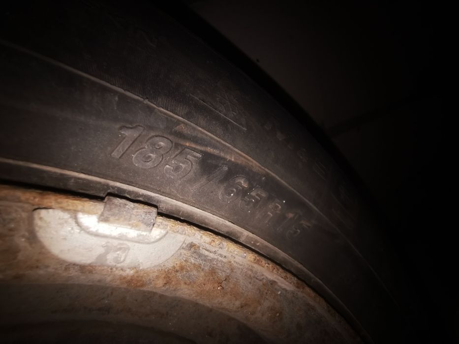 Sprzedam koła zimowe 4x114,3 185/65 r15 Volvo