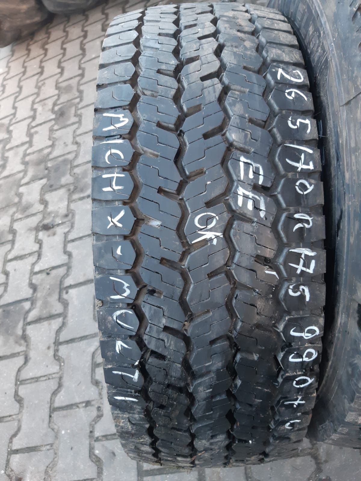 Komplet 265/70R17.5 Michelin