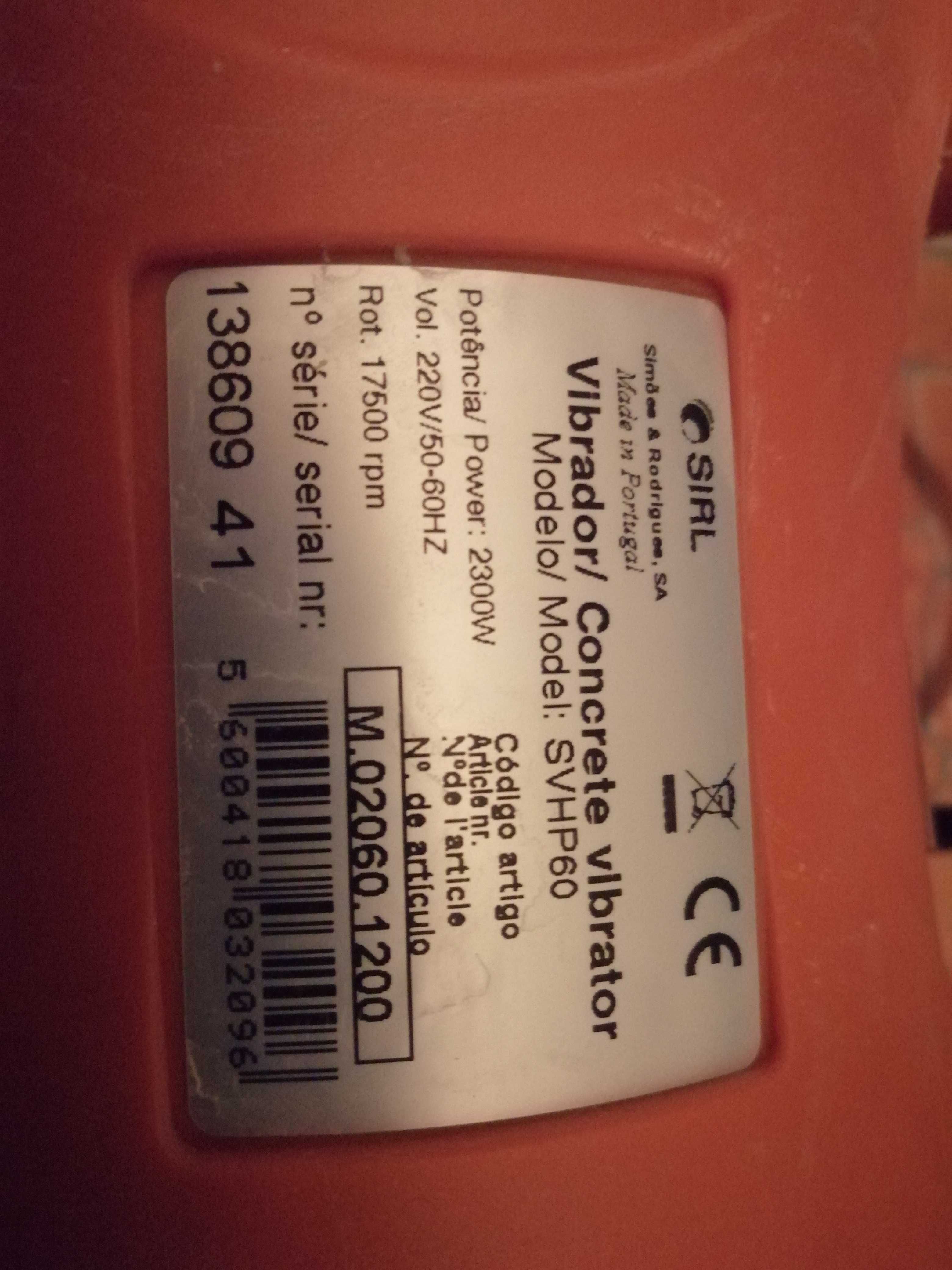 Vibrador novo para betão