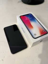 Apple iPhone X 64GB Czarny w Bardzo dobrym stanie