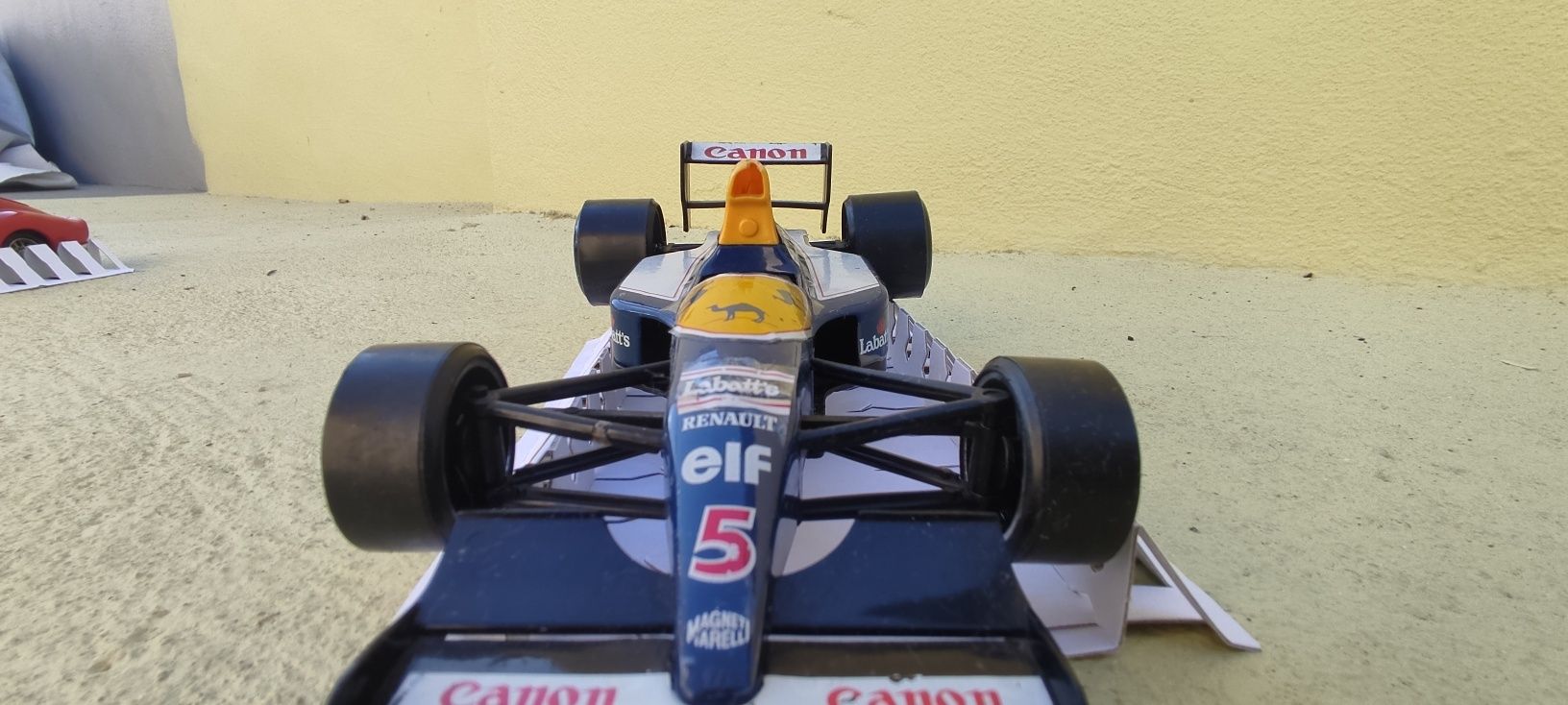 Miniatura Renault F1 Williams FW