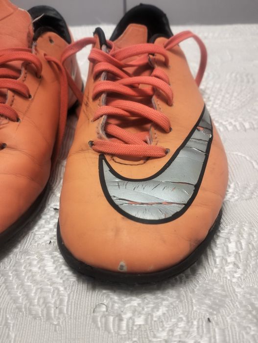 Децкая футбольная обувь Nike Merkurial