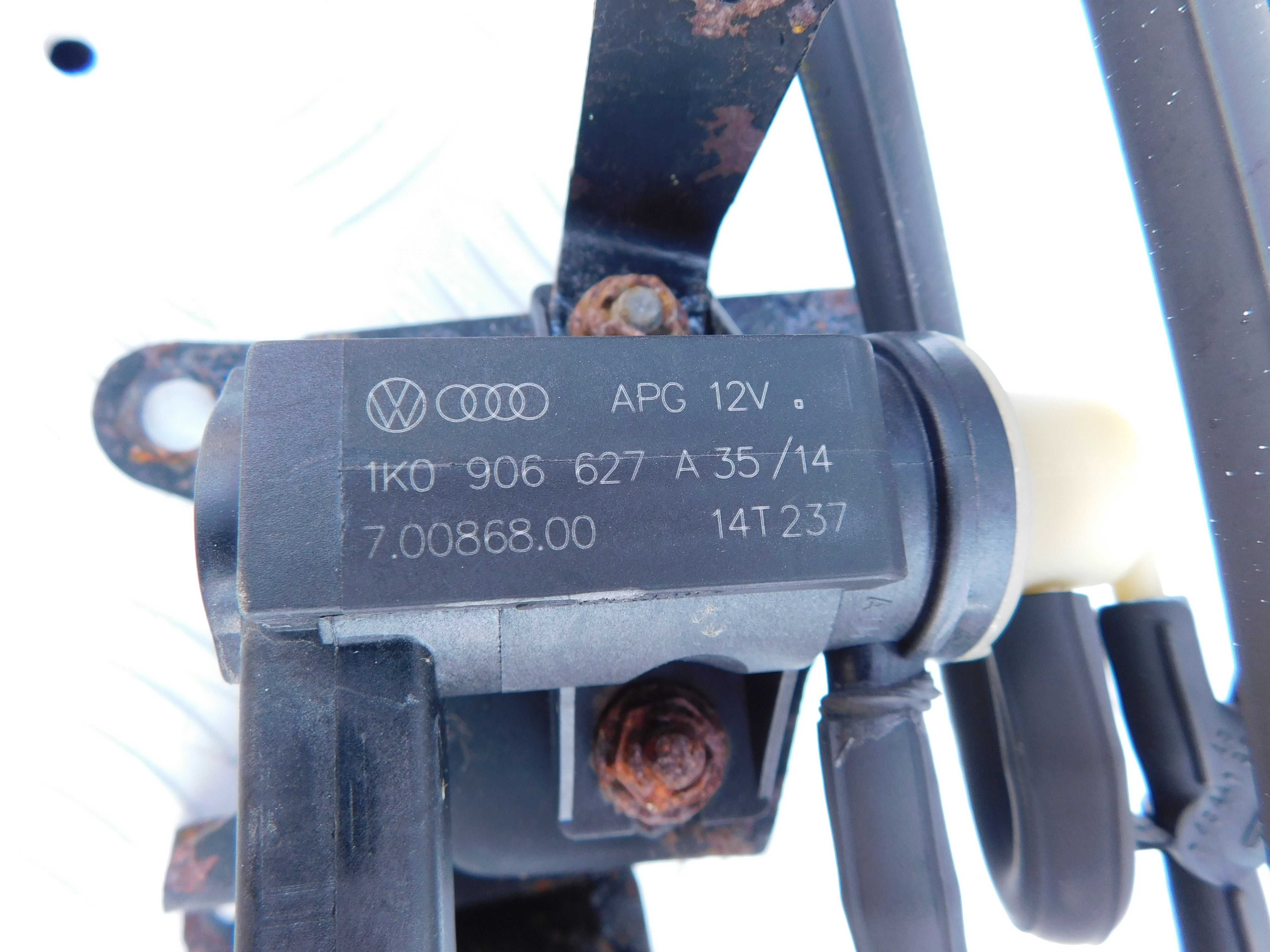 VW Crafter 2.0 zawór podciśnienia turbiny EGR komplet OEM