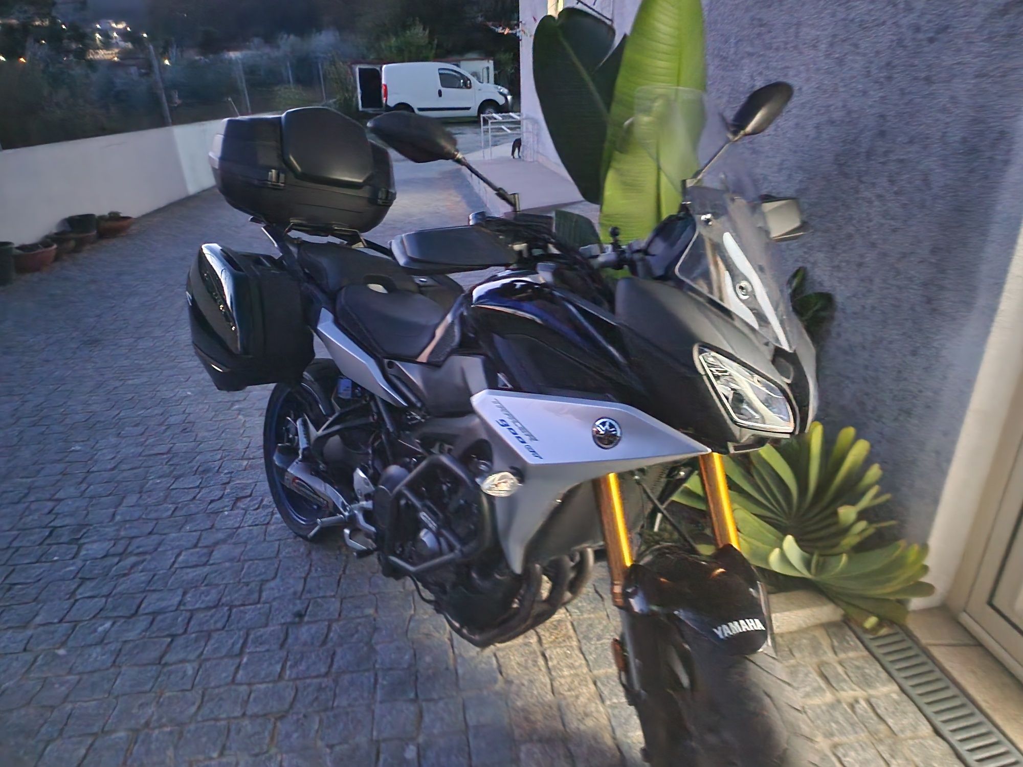 Yamaha tracer 900gt