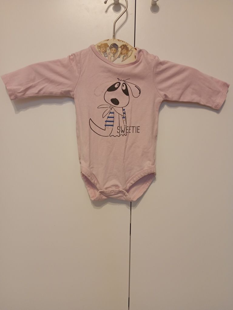 Body niemowlęce dla dziewczynki, rozmiar 62 cm.