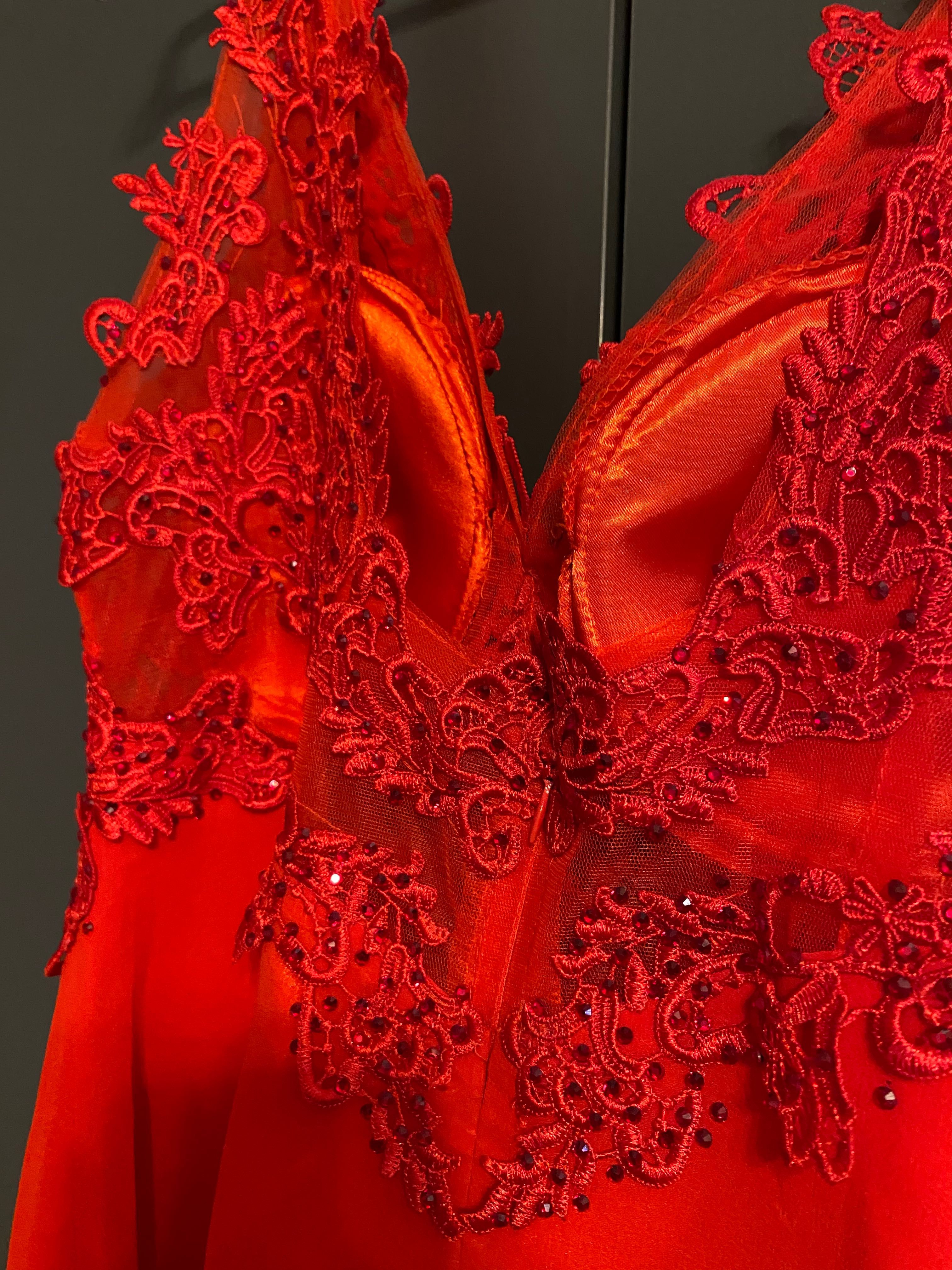 Elegancka długa sukienka czerwona rozmiar 38 36