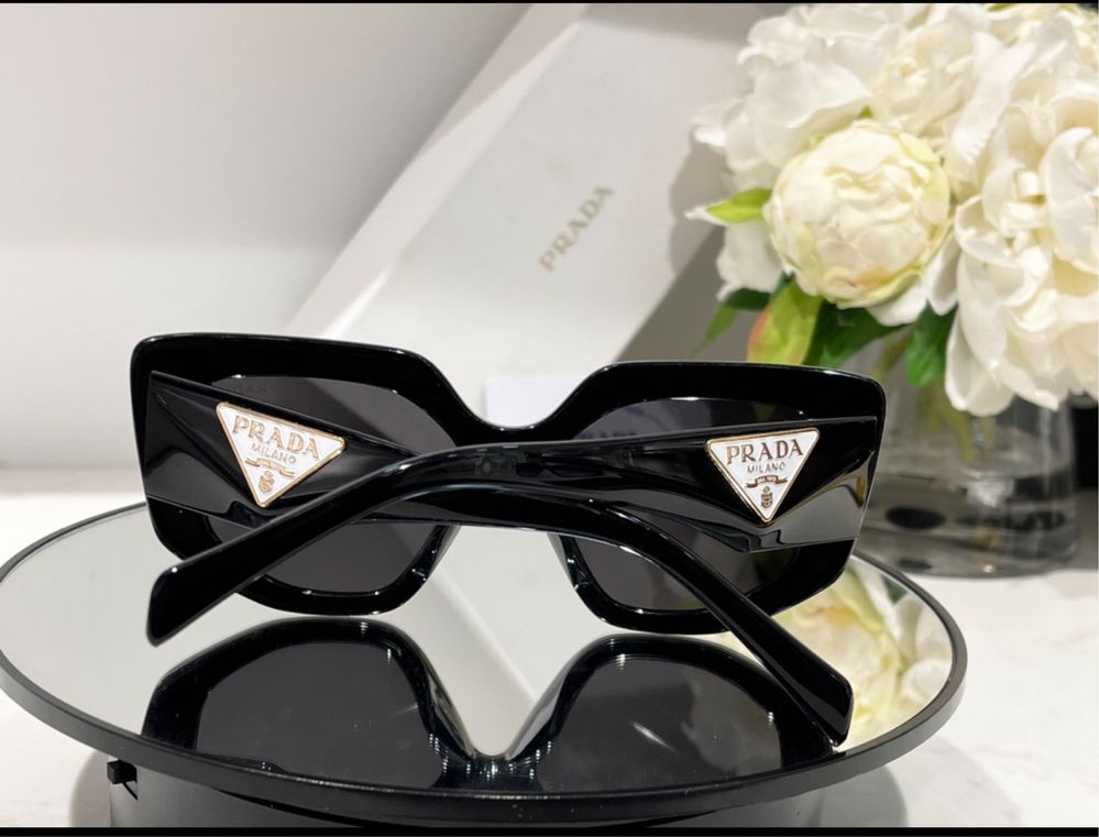 Prada oculos Sol Novos Preto