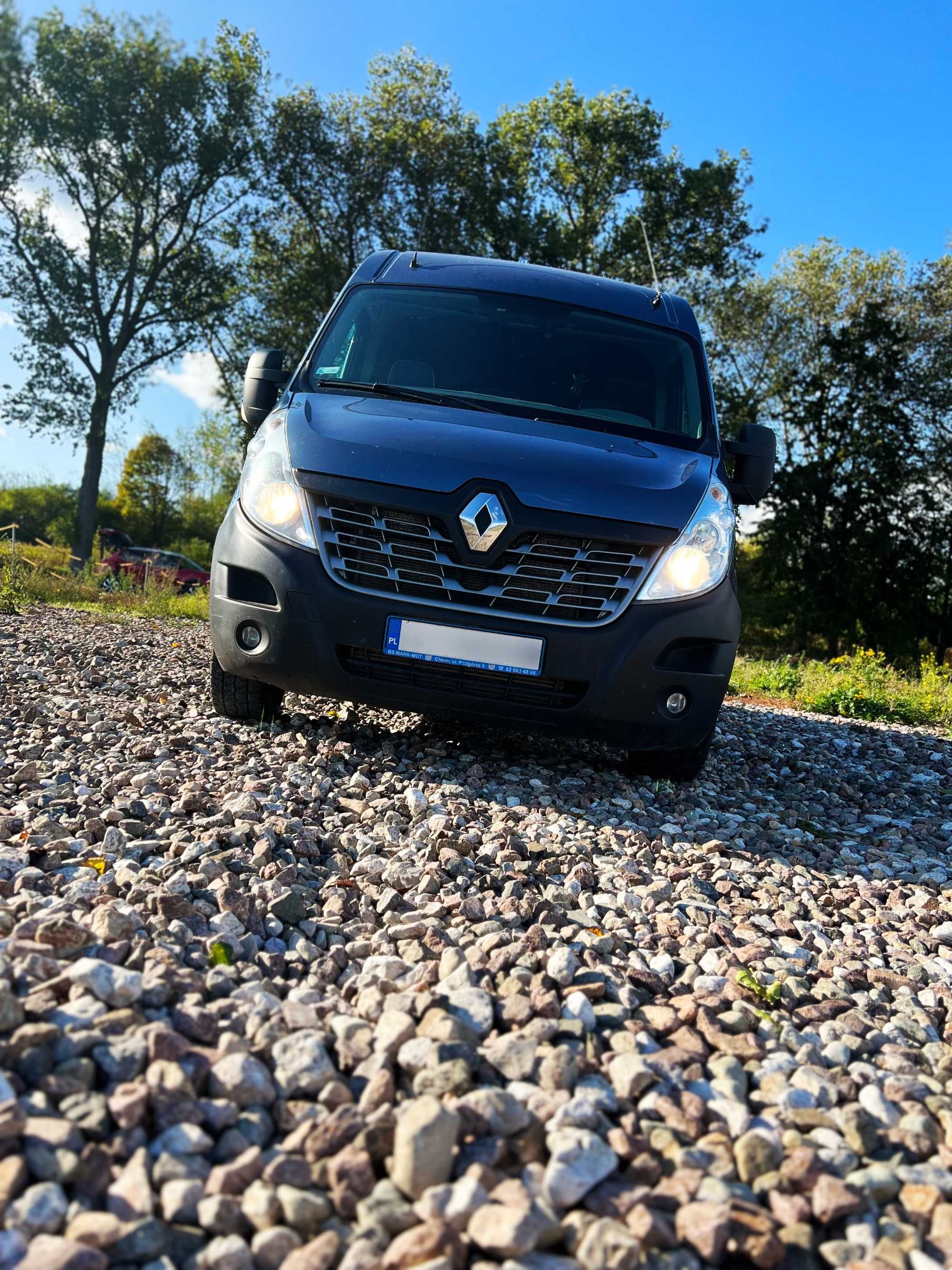 Przewóz osób Renault Master 8 pasażerów