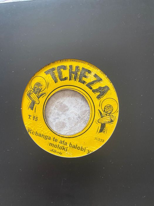 lot singles africana