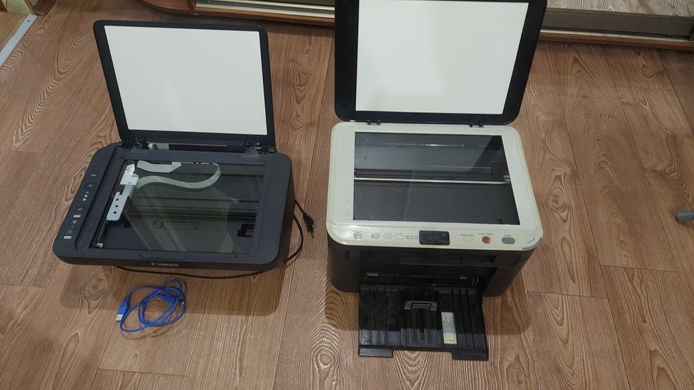 Продам 2 принтера струйный цветной и лазерный черно-белый.