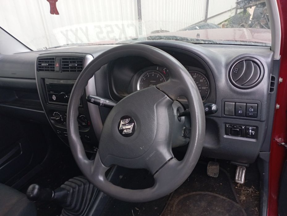 Suzuki jimny 2006 запчастини