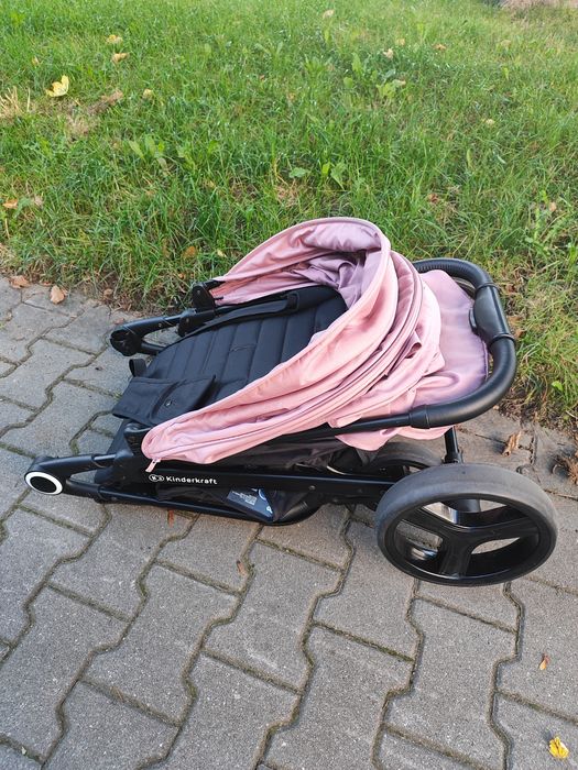 09.2024 Wózek spacerowy Kinderkraft Grande Plus duża budka spacerówka