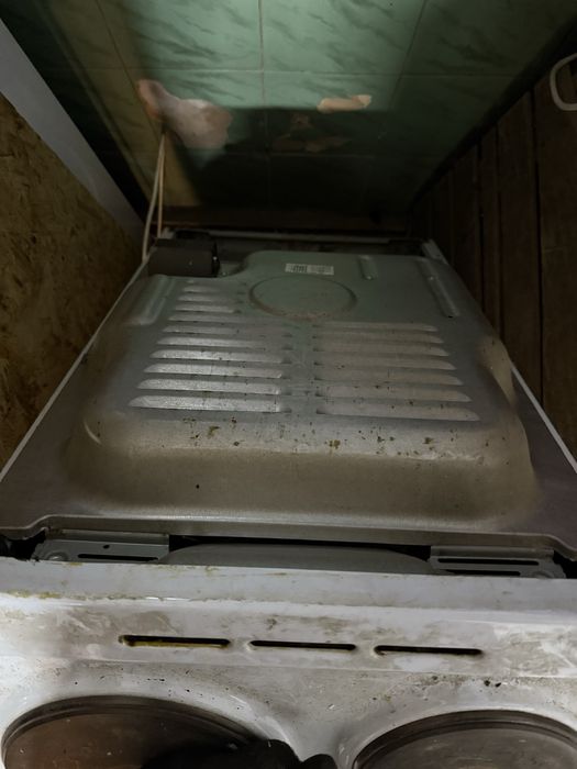 Плита электро в рабочем состоянии