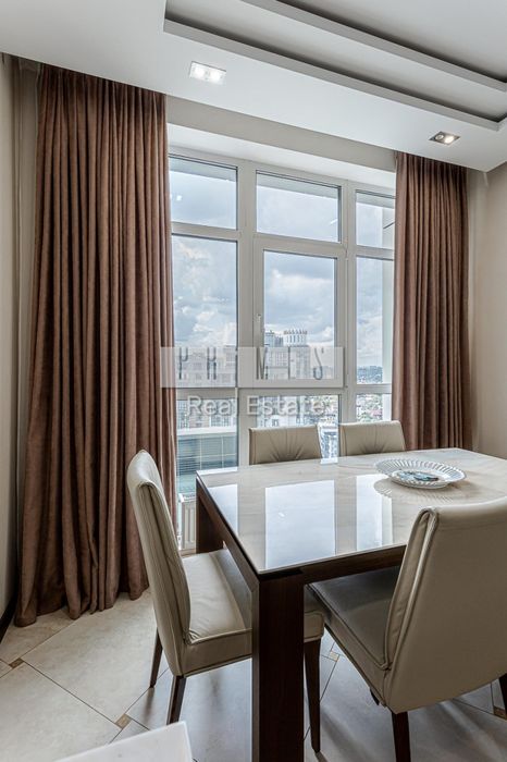 Оренда 3к квартира 130 м2 Новопечерські Липки Верхогляда Драгомирова 9