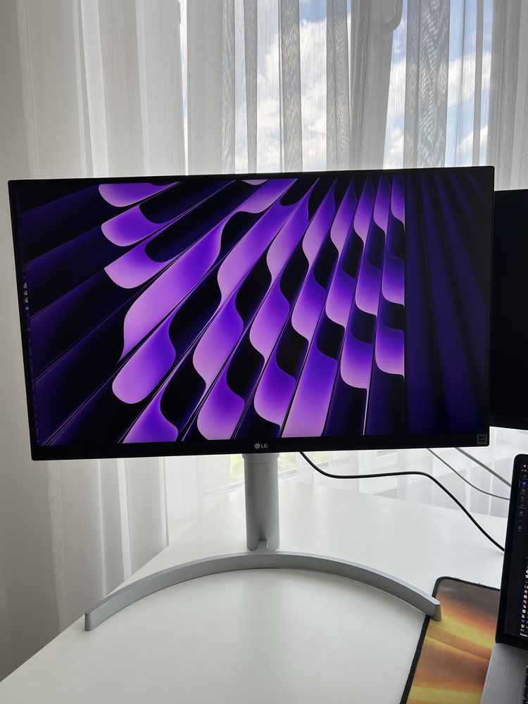 Монітор LG 27UP650-W 4k Ultra HD