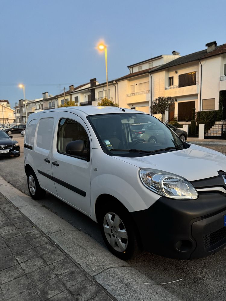 Carro Renault Kangoo