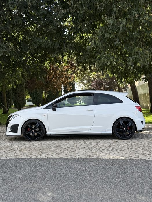 Seat ibiza cupra bocanegra 1.4 tsi 180cv