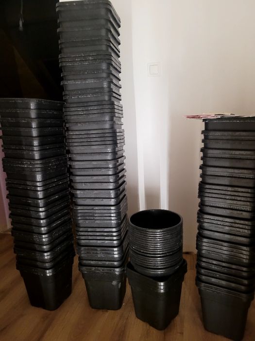 Doniczki 11L  kwadratowe