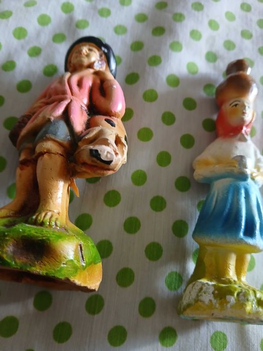 Conjunto de figuras de cascata (1 partido e outro colado)