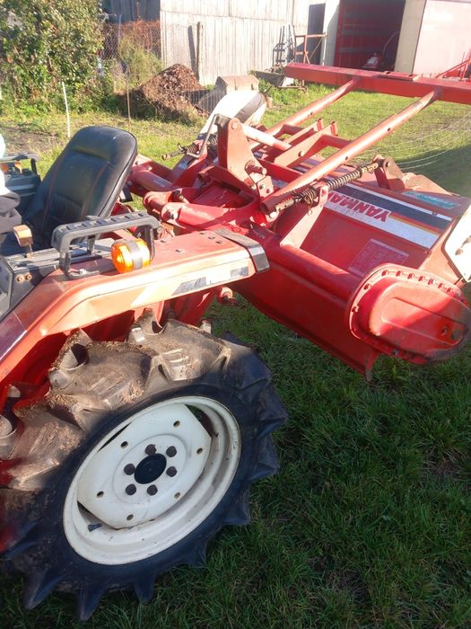 Ciągnik yanmar  glebogryzarka 4x4