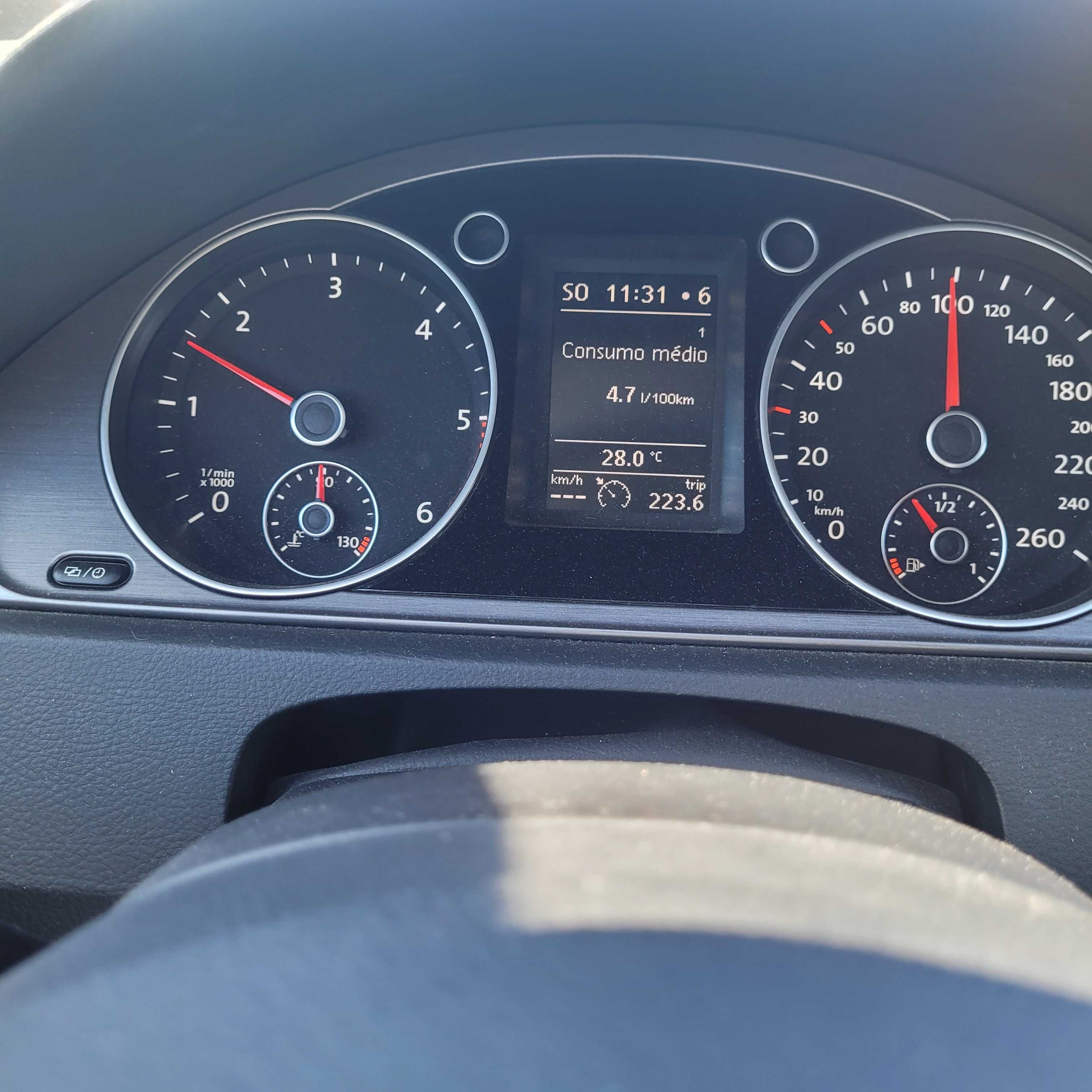 VW Passat 2.0 TDI Bluemotion