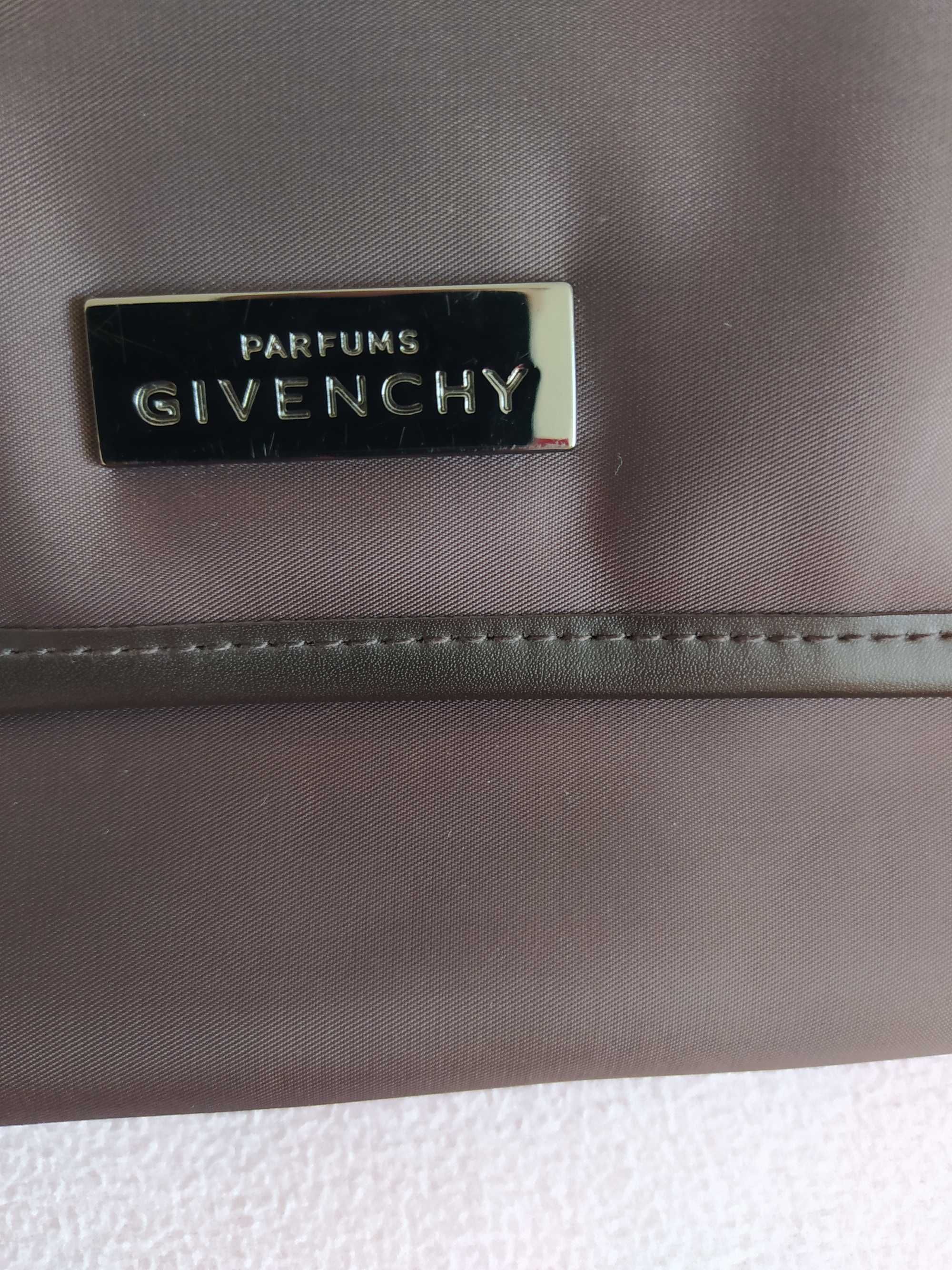 Torebka Givenchy parfums torba A4