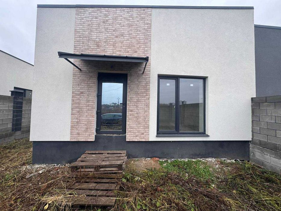 Продаж котеджу в районі Райського саду