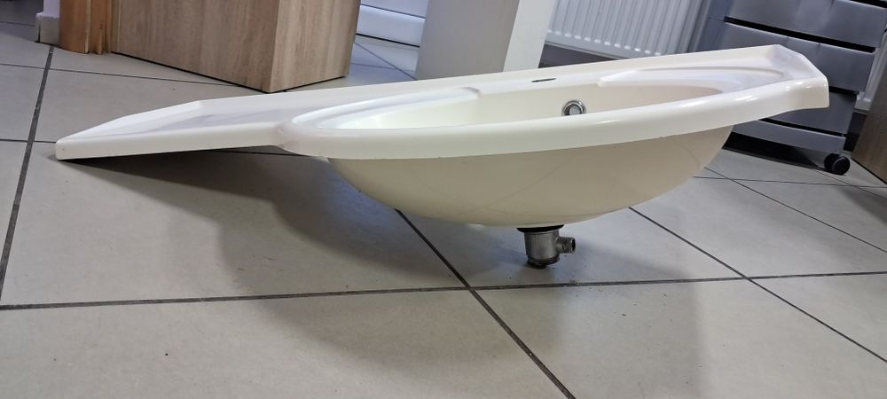 Umywalka nablatowa biała kremowa