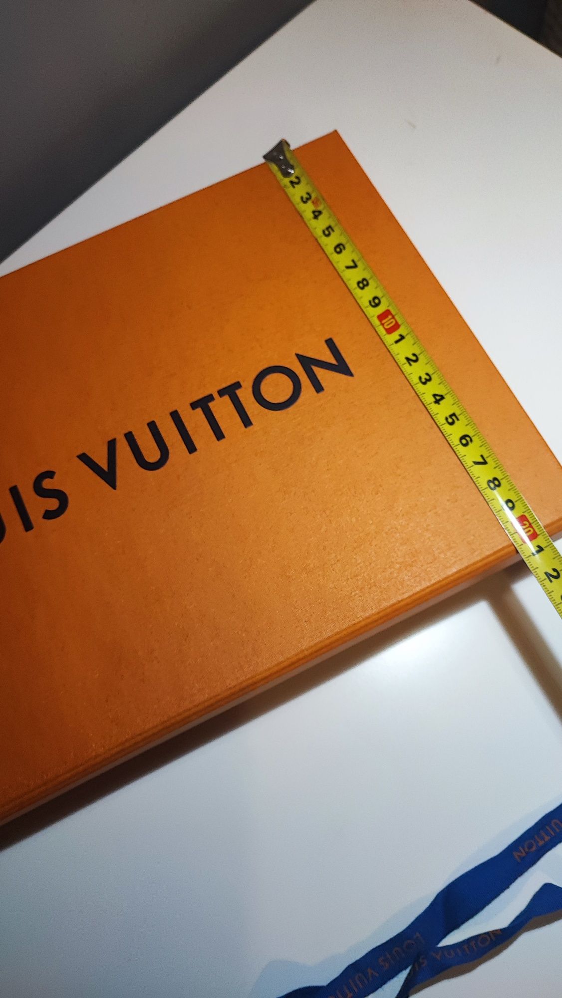 Pudełko prezentowe Louis Vuitton Karton na magnes
