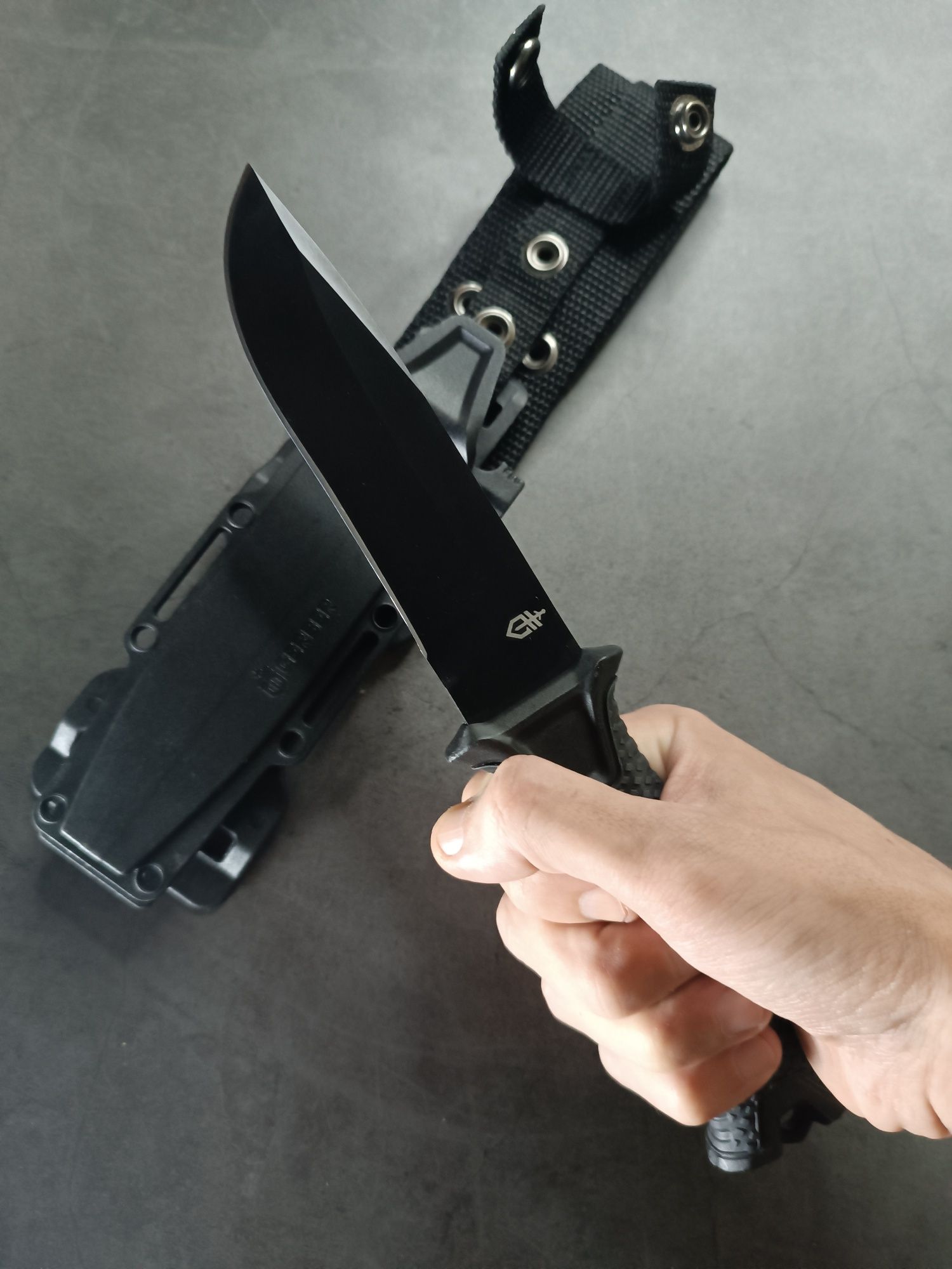 Нож Gerber Strongarm Fixed Blade. Черный
