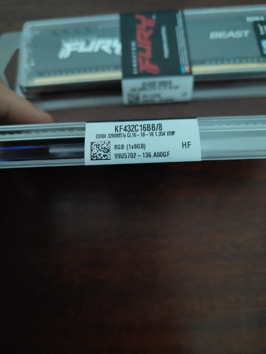 Vendo placa gráfica GeForce Rtx 3050 8g  valor negociável