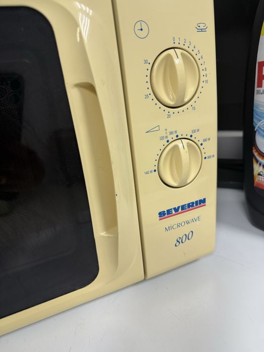 Мікрохвильова піч Severin 800