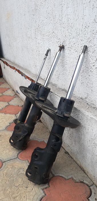 Продам стойки тойота камри гибрид