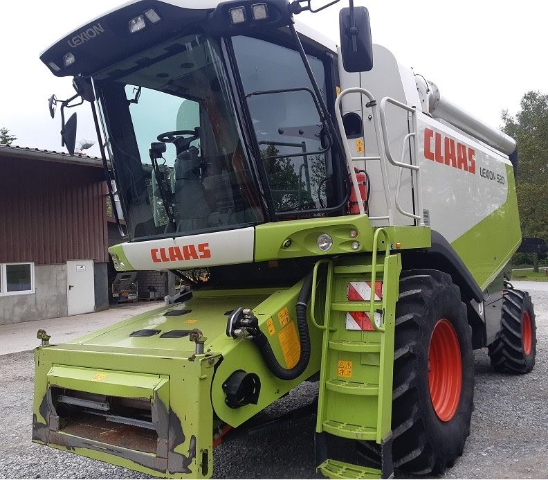 Claas Lexion 520, 2100 mtg, Tucano 450 tys brutto