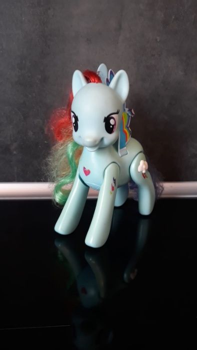 Kucyk My Little Pony interaktywna Rainbow Dash skacząca