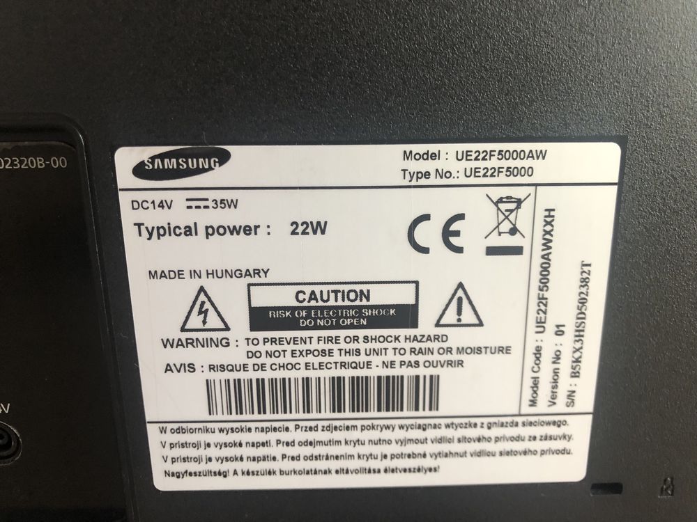 Телевизор- МОНИТОР    LCD Samsung UE22F5000AW  22-диогональ.