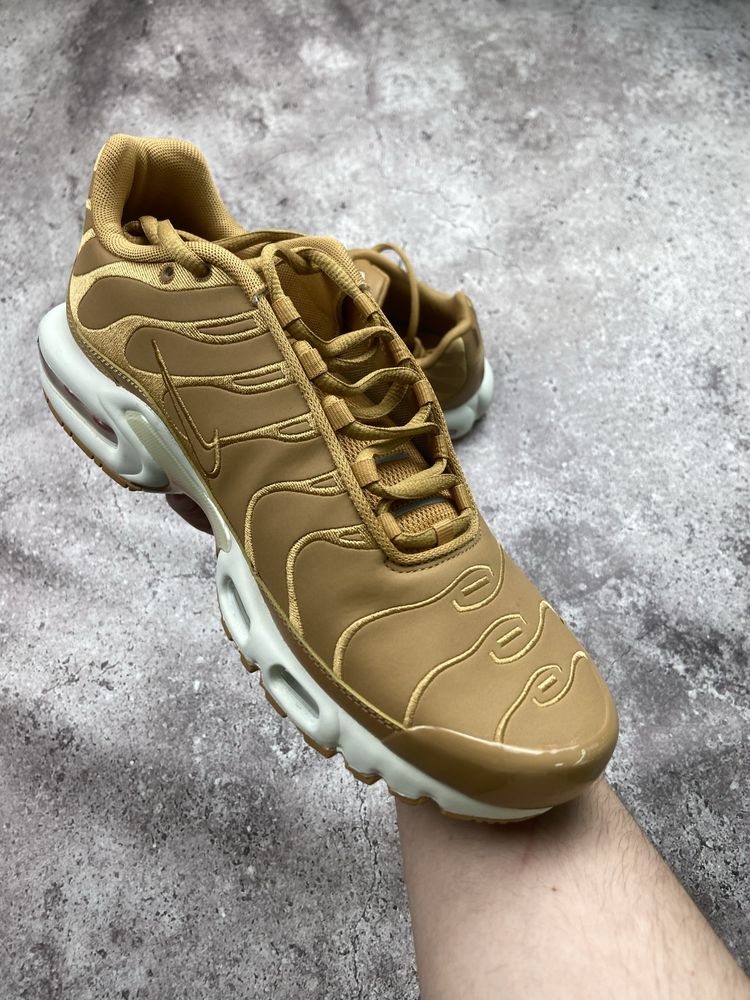 Кросівки Nike Air Max Plus “Flax/Sail” | FZ8815-200
