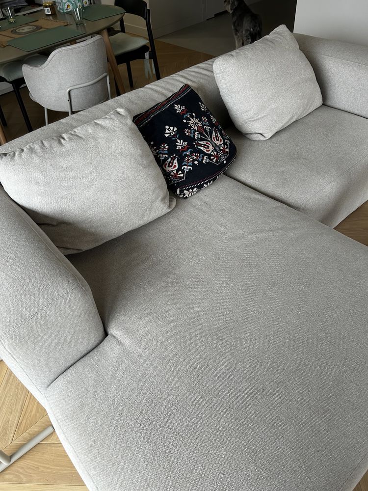 Sofa Kave, Hiszpańska